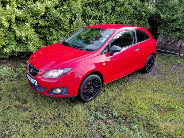 SEAT Ibiza Hatchback, Diesel, 2010, Red
