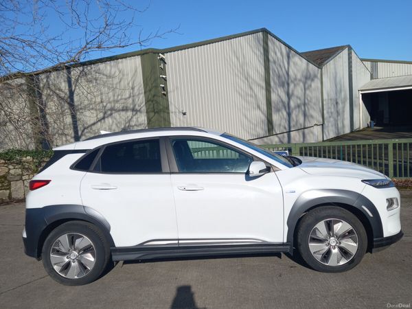 Hyundai KONA MPV, Electric, 2021, White
