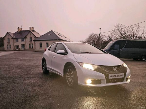 Honda Civic Hatchback, Diesel, 2014, White