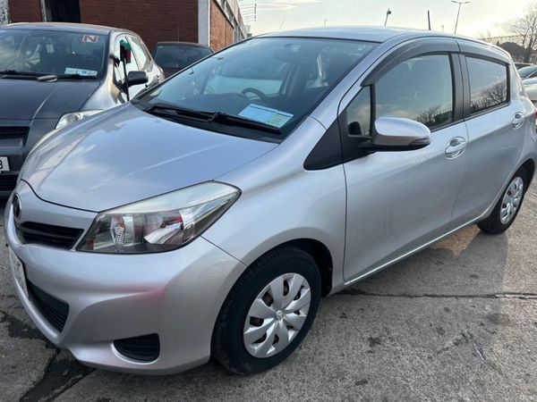 Toyota Vitz Hatchback, Petrol, 2011, Silver
