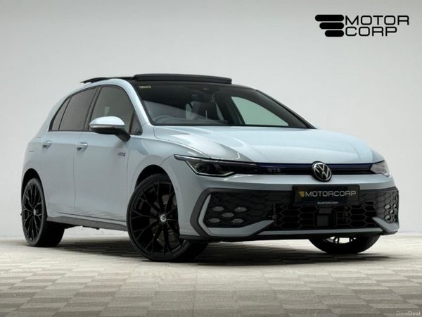 Volkswagen Golf Hatchback, Petrol Plug-in Hybrid, 2025, Blue