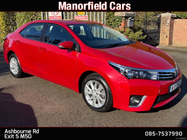Toyota Corolla Saloon, Petrol, 2016, Red