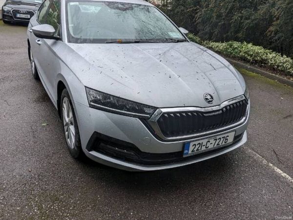 Skoda Octavia Saloon, Petrol, 2022, Grey