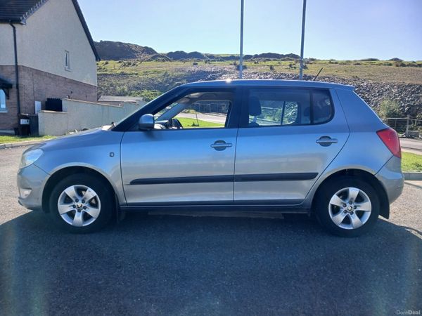 Skoda Fabia Hatchback, Diesel, 2013, Grey