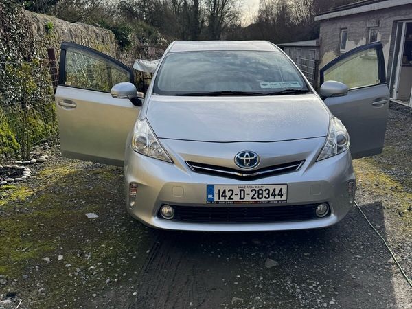 Toyota Prius MPV, Petrol Hybrid, 2014, Silver