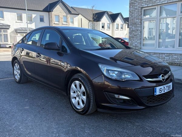 Opel Astra Saloon, Diesel, 2015, Brown