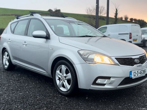 Kia Ceed Estate, Diesel, 2012, Silver
