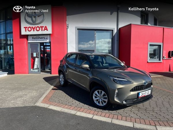 Toyota Yaris Cross Hatchback, Petrol Hybrid, 2024, Bronze