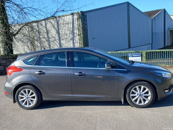 Ford Focus Hatchback, Diesel, 2018, Grey