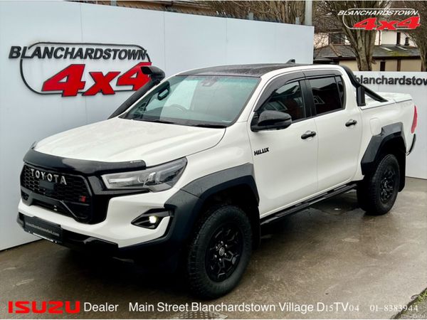 Toyota Hilux Pick Up, Diesel, 2025, White