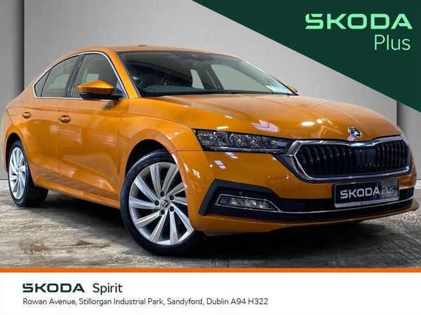 Skoda Octavia Saloon, Diesel, 2023, Orange