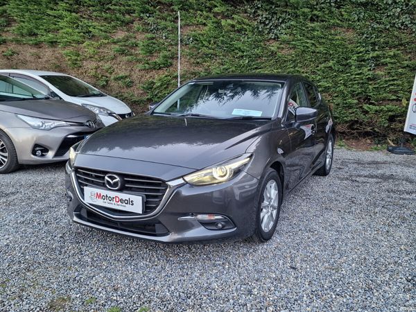 Mazda Mazda3 Hatchback, Diesel, 2017, Grey