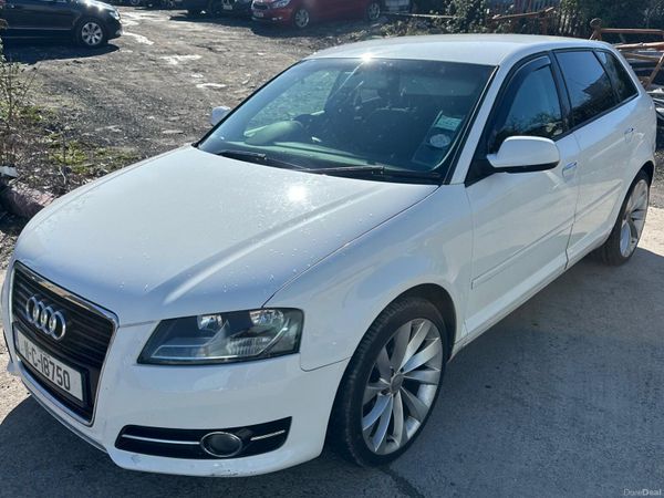 Audi A3 Hatchback, Diesel, 2011, White