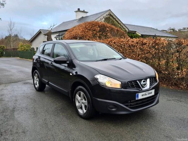 Nissan Qashqai Estate/Jeep, Diesel, 2012, Black