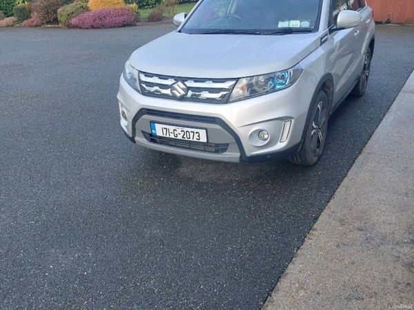 Suzuki Vitara SUV, Diesel, 2017, Grey