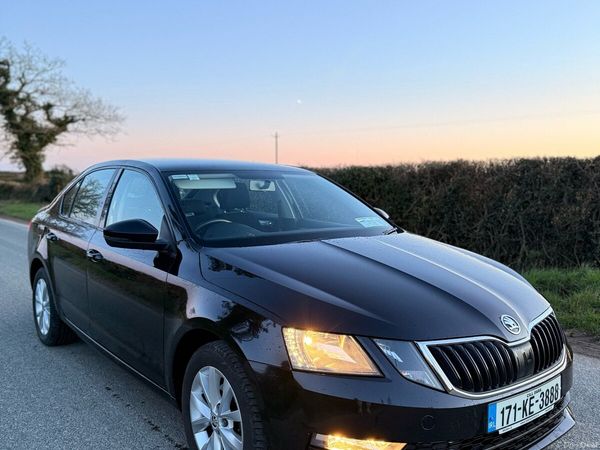Skoda Octavia Saloon, Petrol, 2017, Black