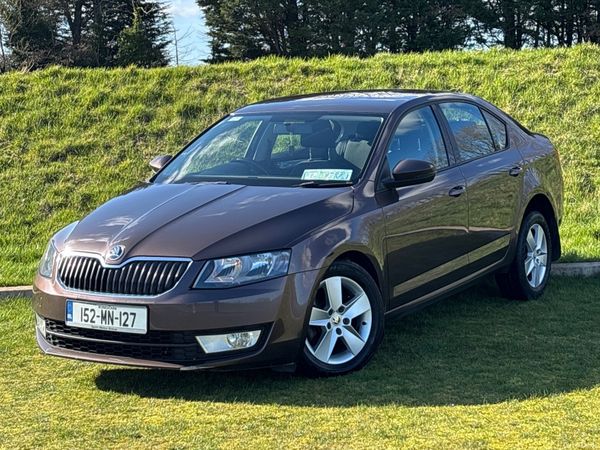 Skoda Octavia Saloon, Diesel, 2015, Brown