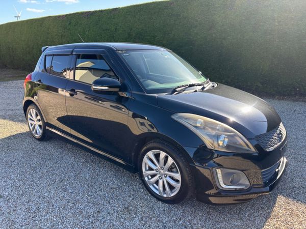 Suzuki Swift Hatchback, Petrol, 2015, Black