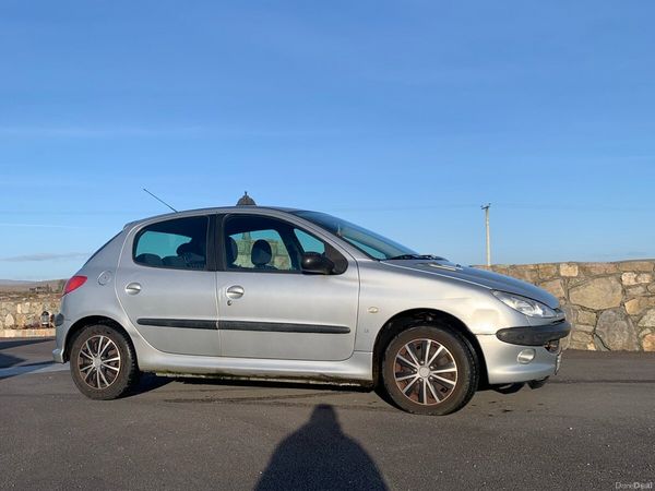 Peugeot 206 Hatchback, Petrol, 2006, Grey