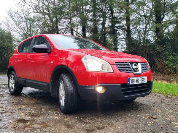 Nissan Qashqai Hatchback, Petrol, 2008, Red