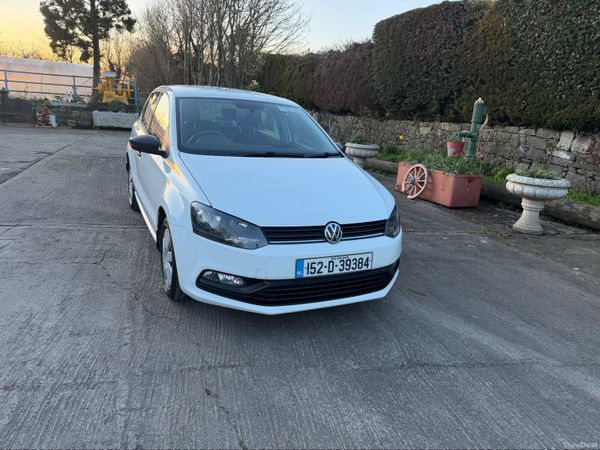 Volkswagen Polo Hatchback, Petrol, 2015, White