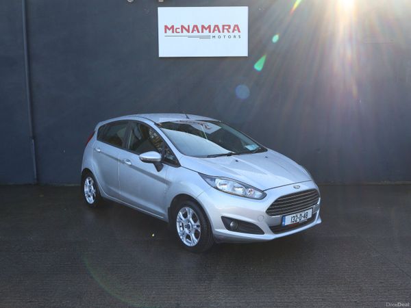 Ford Fiesta Hatchback, Petrol, 2013, Silver