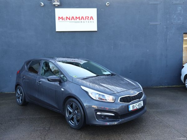 Kia Ceed Hatchback, Petrol, 2018, Grey