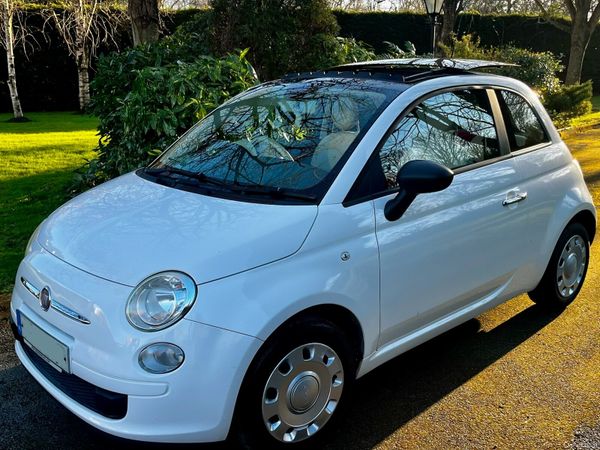Volkswagen Passat Saloon, Diesel, 2010, Black