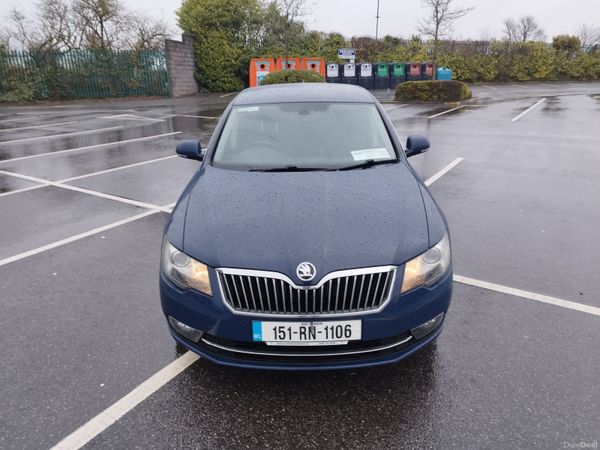 Skoda Superb Hatchback, Diesel, 2015, Blue