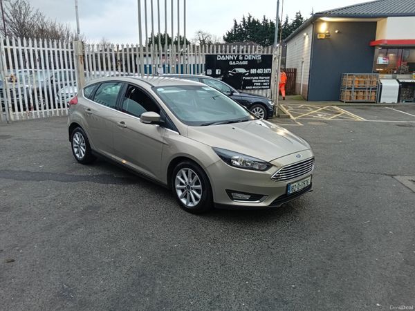 Ford Focus Hatchback, Petrol, 2018, Grey
