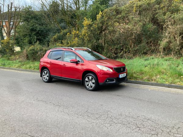 Peugeot 2008 Hatchback, Petrol, 2017, Red