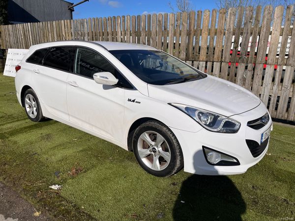 Hyundai i40 Estate, Diesel, 2013, White