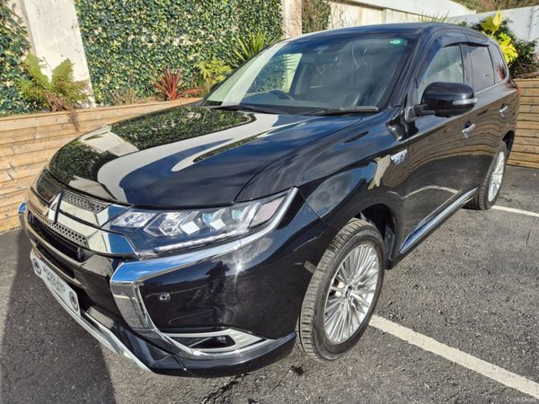 Mitsubishi Outlander SUV, Petrol Plug-in Hybrid, 2020, Black