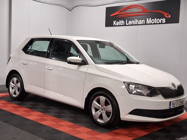 Skoda Fabia Hatchback, Petrol, 2015, White