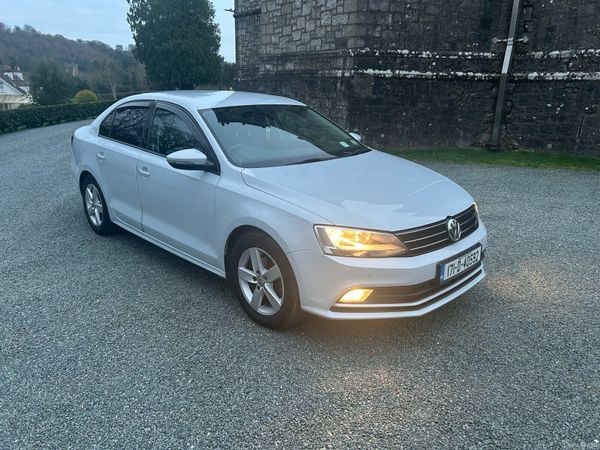 Volkswagen Jetta Saloon, Diesel, 2017, White