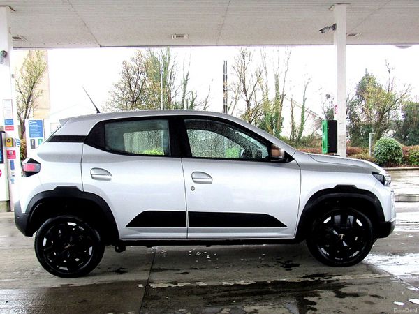 Dacia Spring Hatchback, Electric, 2025, Grey