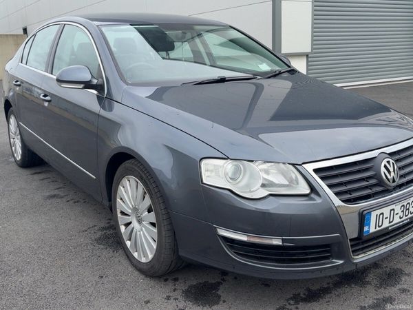 Volkswagen Passat Saloon, Diesel, 2010, Grey