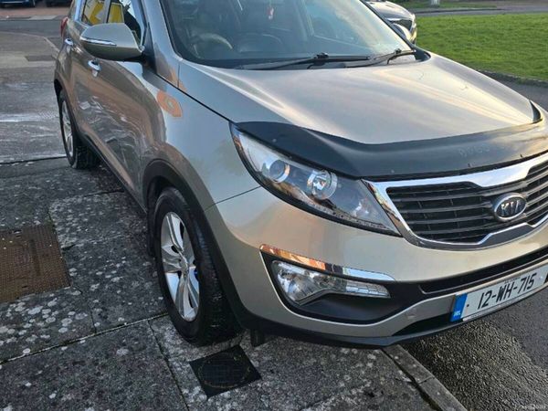 Kia Sportage SUV, Diesel, 2012, Silver