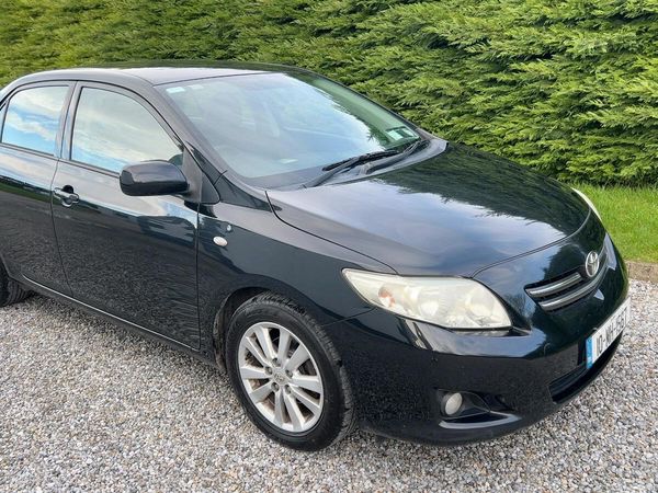 Toyota Corolla Saloon, Diesel, 2010, Black