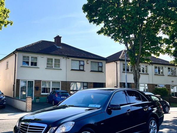 Mercedes-Benz E-Class Saloon, Diesel, 2013, Black