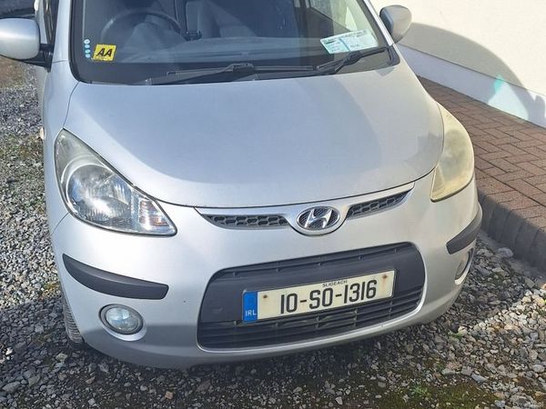 Hyundai i10 Hatchback, Petrol, 2010, Silver