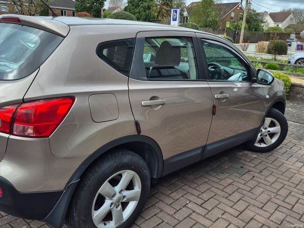 Nissan Qashqai Hatchback, Petrol, 2007, Brown