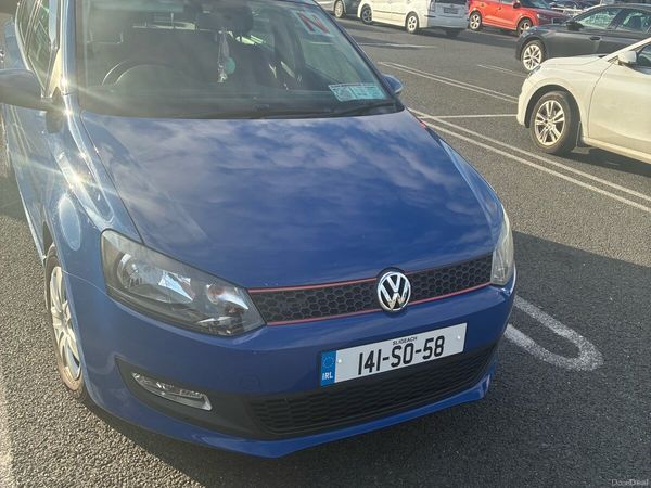 Volkswagen Polo Hatchback, Petrol, 2014, Blue