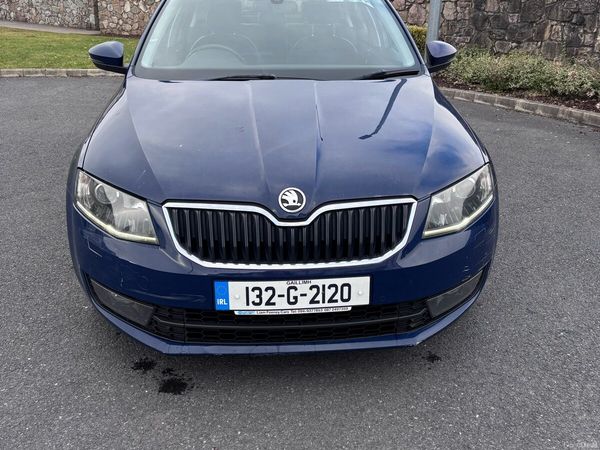 Skoda Octavia Hatchback, Diesel, 2013, Blue