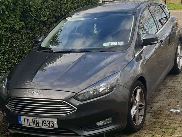 Ford Focus Hatchback, Petrol, 2017, Grey