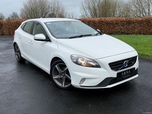 Volvo V40 Hatchback, Diesel, 2014, White