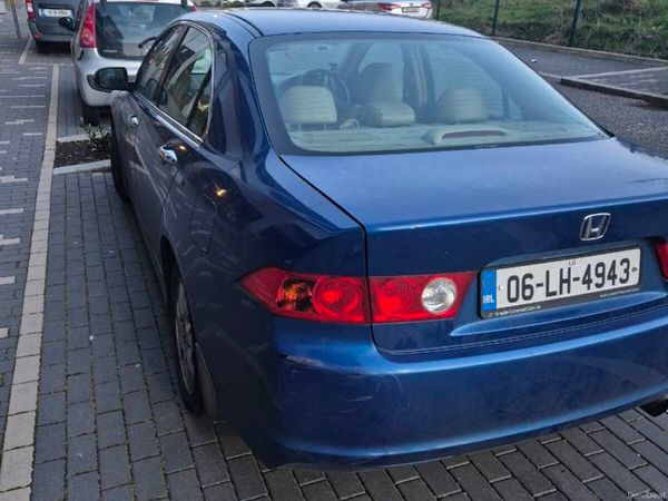 Honda Accord Saloon, Petrol, 2006, Blue