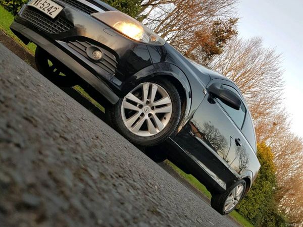 Opel Astra Hatchback, Petrol, 2007, Black