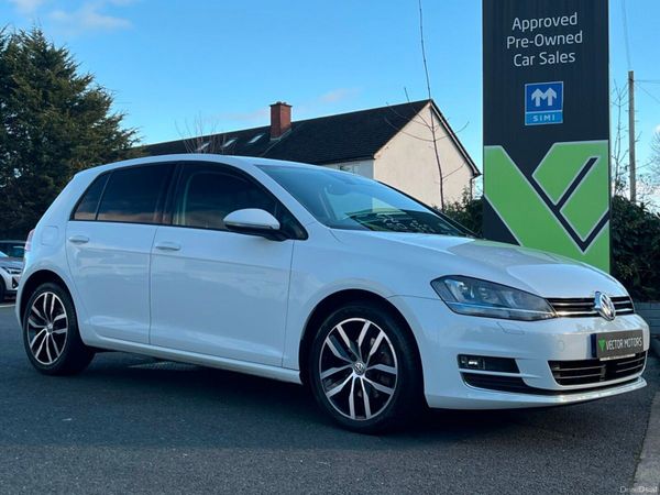Volkswagen Golf Hatchback, Petrol, 2017, White