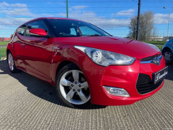 Hyundai Veloster Hatchback, Petrol, 2012, Red